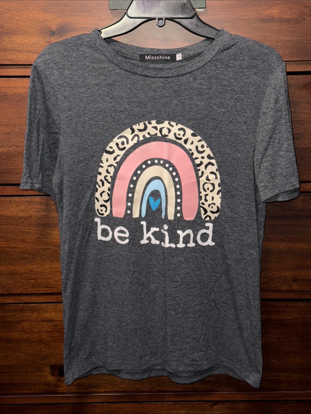 be kind Graphic T-Shirt